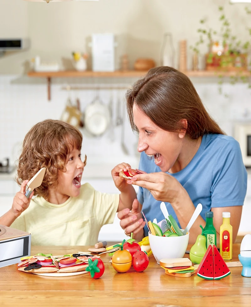 Hape Kitchen Perfect Pizza Food Playset