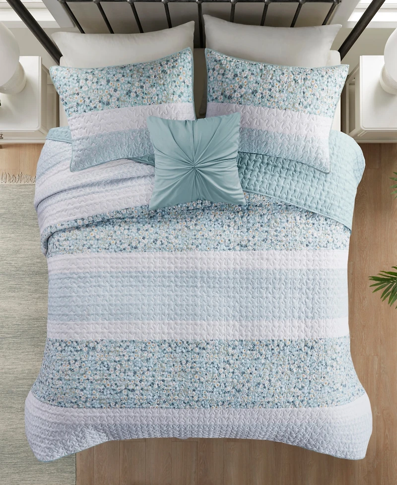 Madison Park Caralie Seersucker 4 Piece Quilt Set, King/California King