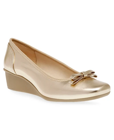 Anne Klein Women's Wales Ballet Wedge Pumps