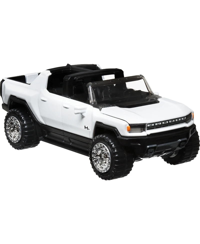 Hot Wheels Pull-Back Speeders Toy Car in 1:43 Scale, Pull Car Backward and Release to Race