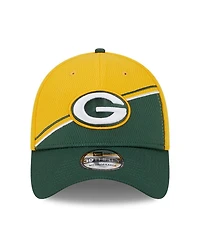 Men's New Era Gold, Green Bay Packers 2023 Sideline 39THIRTY Flex Hat