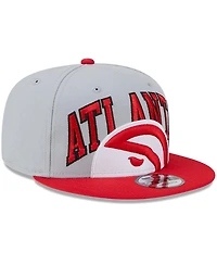 Men's New Era Gray, Red Atlanta Hawks Tip-Off Two-Tone 9FIFTY Snapback Hat