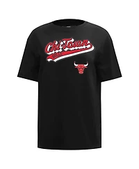 Women's Pro Standard Black Chicago Bulls Script Boyfriend T-shirt