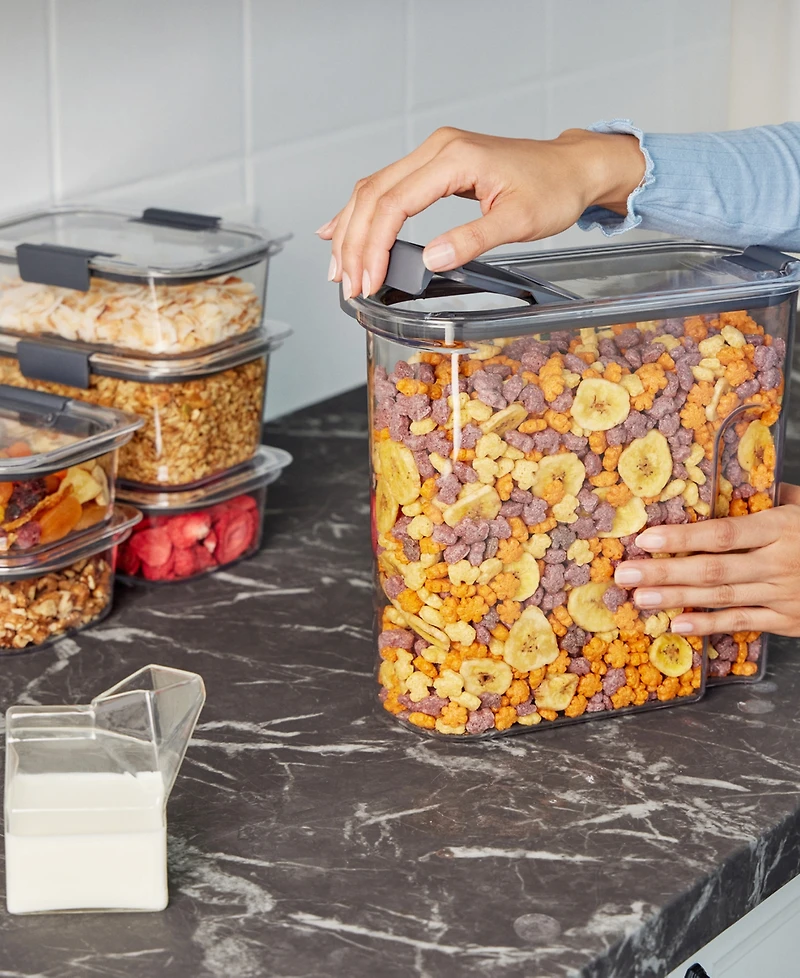 Rubbermaid Brilliance 18-Cup Pantry Cereal Keeper