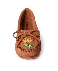 Minnetonka Women's Ziigwan Waabigwan Beaded Moccasins