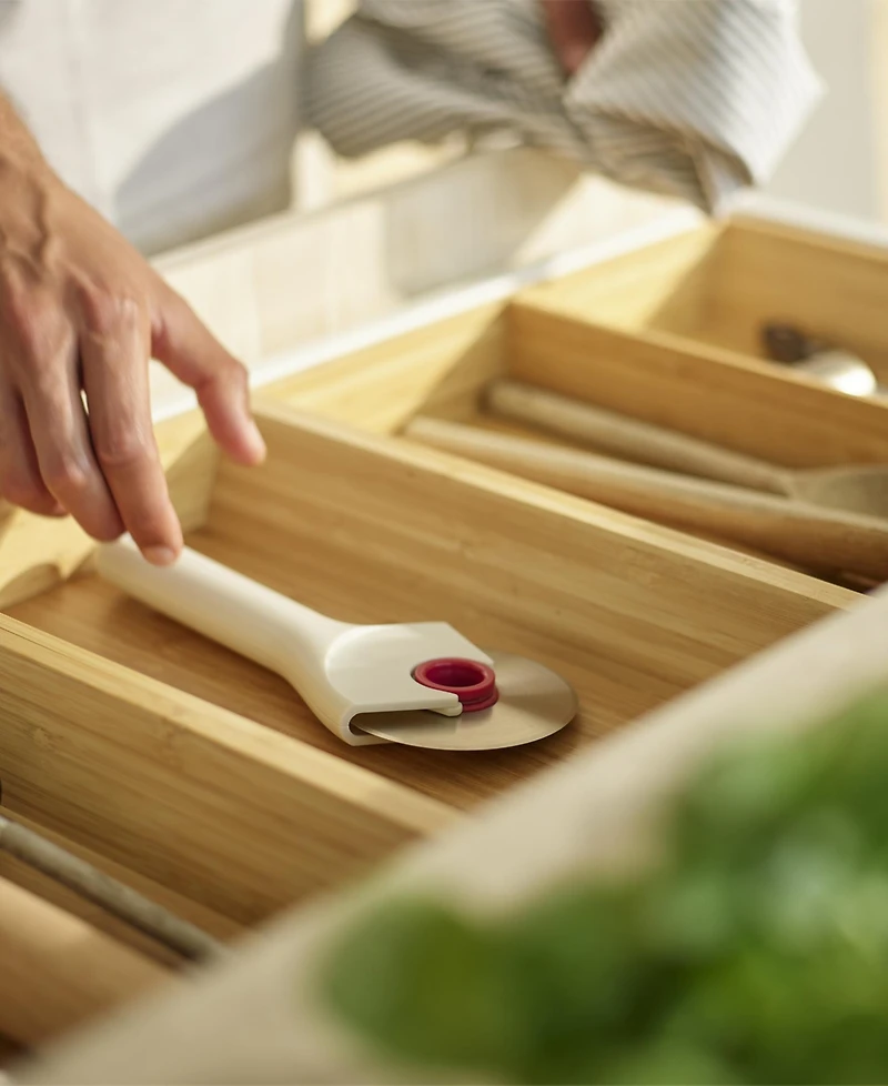 Joseph Joseph Ringo Easy-Clean Removable Blade Pizza Wheel