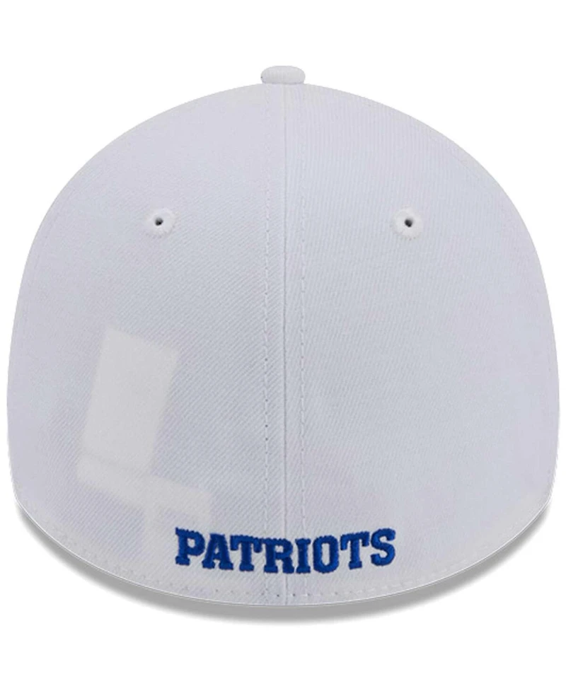 New Era Men's White England Patriots Throwback 39Thirty Flex Hat