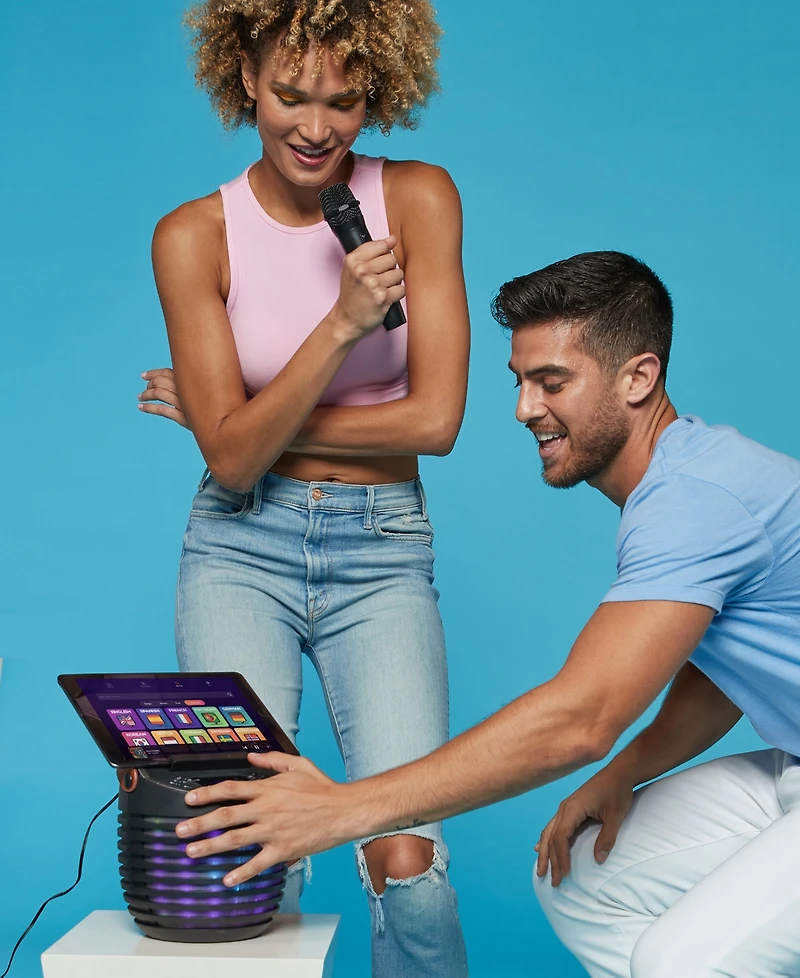 Singing Machine, SingCast One - Video Casting Karaoke System with Bluetooth, Light Show Voice Changing Effects