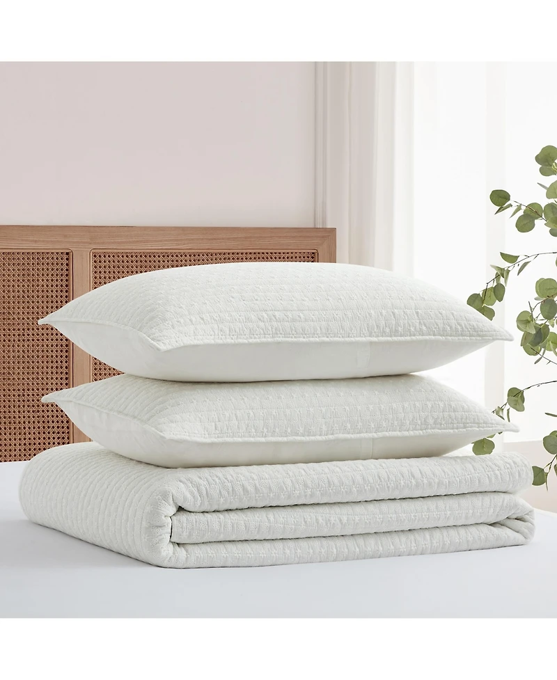 Levtex Eyelet Embroidered 3-Pc. Quilt Set, King/California King