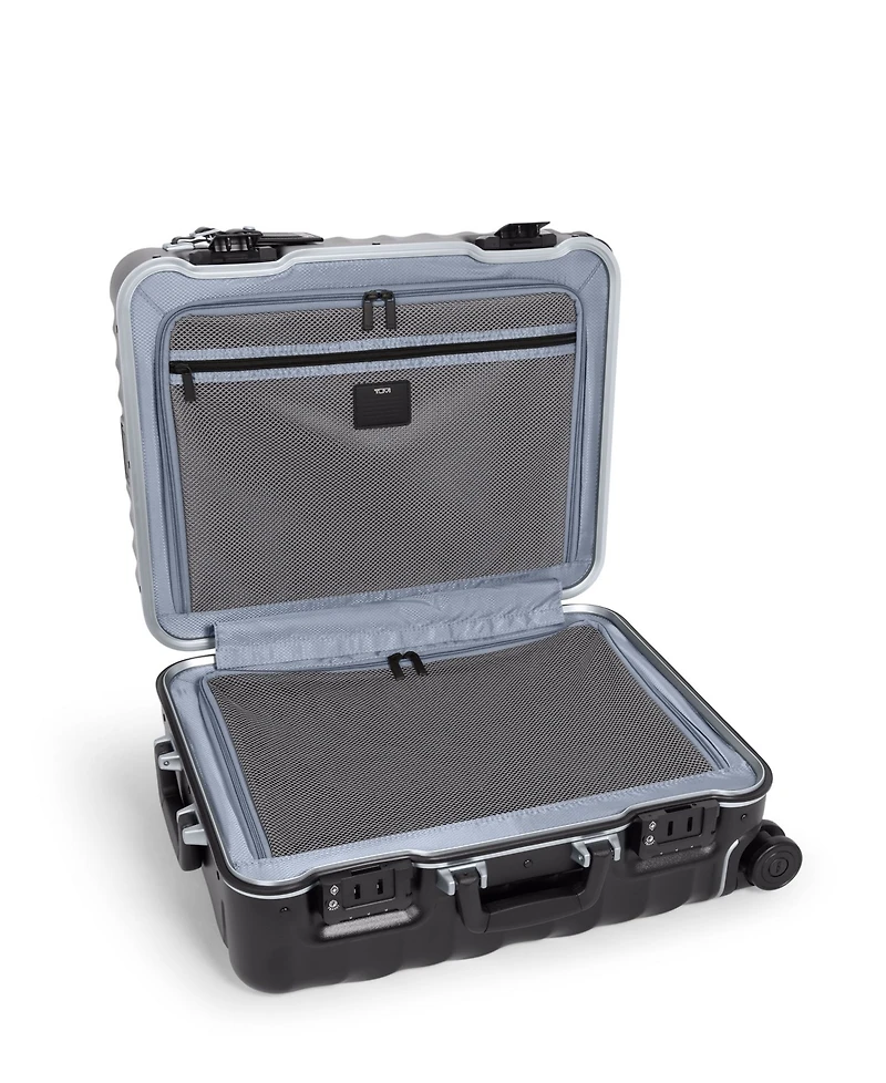 Tumi 19 Degree Continental 4 Wheel Carry-On