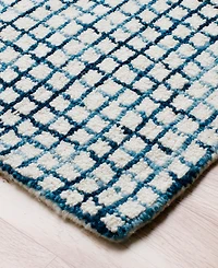 Lr Home Astrid Cri-295 2'6"x8' Runner Area Rug