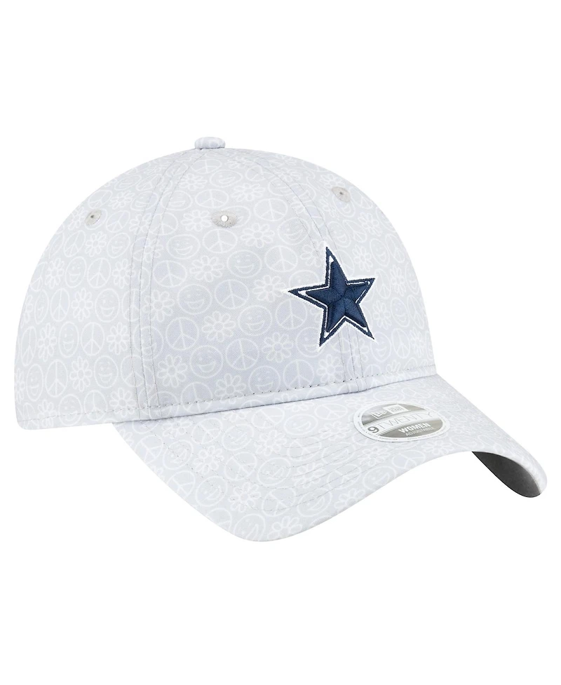 New Era Women's Silver Dallas Cowboys Smiley 9TWENTY Adjustable Hat