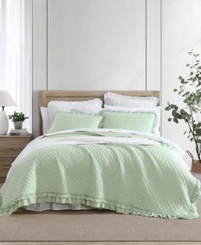 Closeout Laura Ashley Claire Quilt Sets