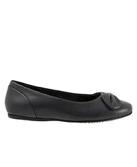 Softwalk Sofia Flat