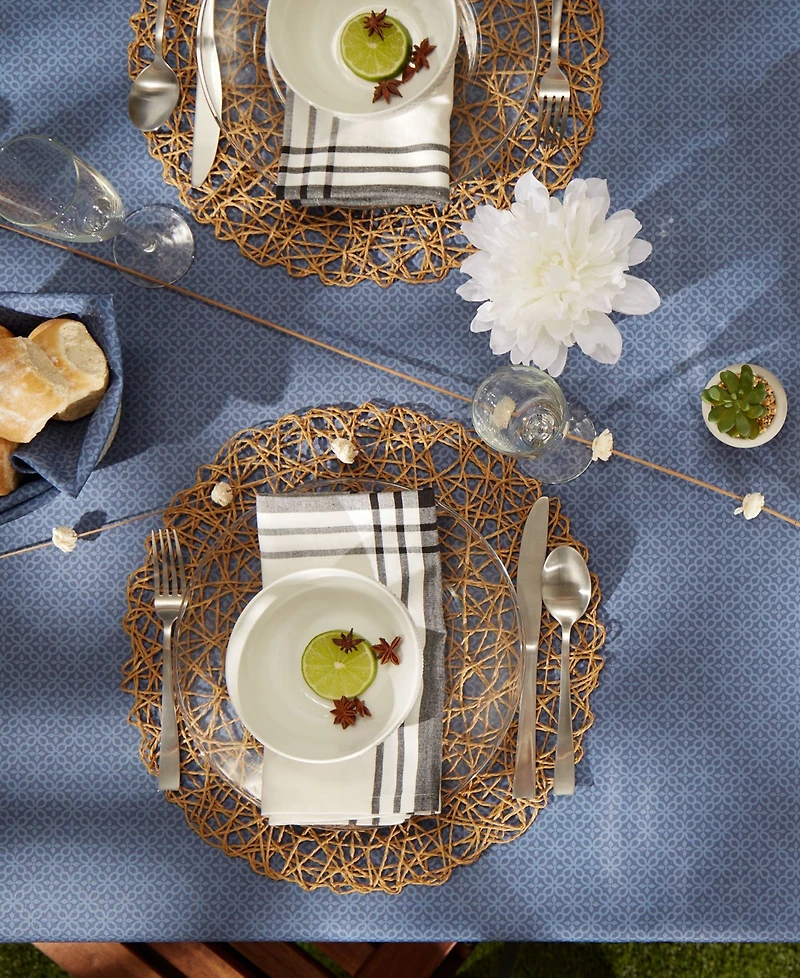 Design Imports Lattice Print Outdoor Tablecloth with Zipper 60 Round