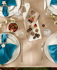 Design Imports Lattice Print Outdoor Tablecloth with Zipper 60 Round