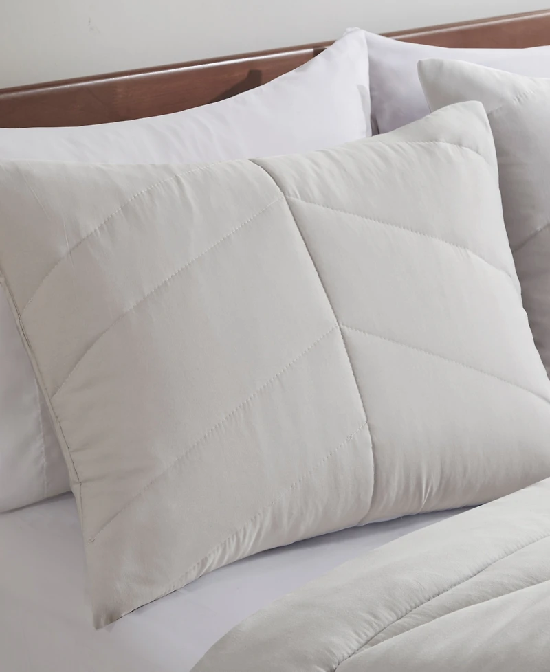 Intelligent Design Remy Quilted Chevron 3-Pc. Comforter Set, Full/Queen