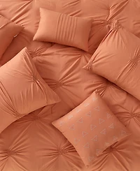 Stratford Park Nargiz Pintuck 7-Pc. Comforter Set