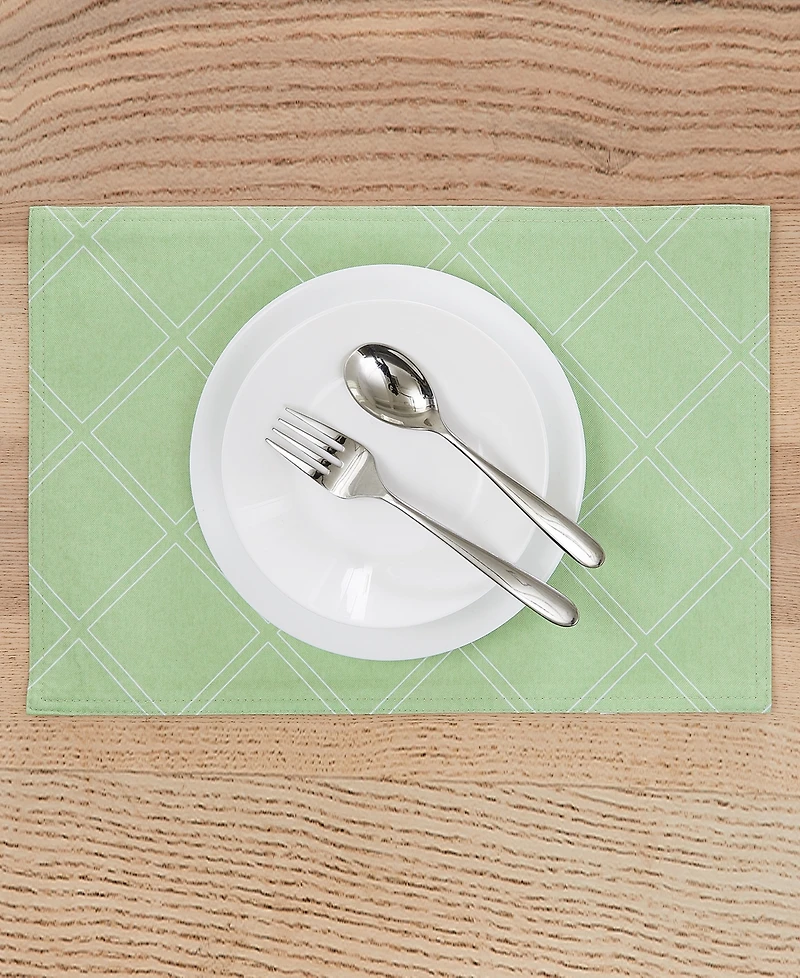 Izod Harbor Trellis Water-Resistant Indoor and Outdoor Placemats, Set of 4, 13" x 19"