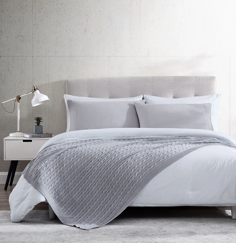 Kate Aurora University Living Ultra Soft & Plush Oversized "The Scholar" Cable Knit Cotton Accent Throw Blanket