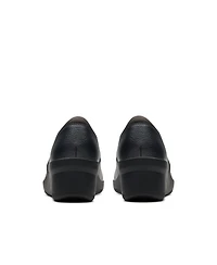 Clarks Women's Collection Suttyn Walk Shoes