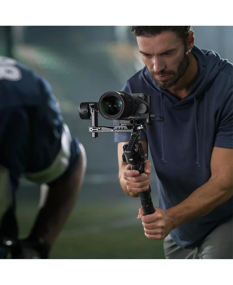Dji Rs 4 with Weatherproof Hard Case with Customizable Foam (18 x 14 x 7 Inch) bundle
