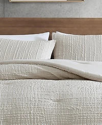 Kenneth Cole New York Serenity Wavy Lines Embossed 3-Pc. Comforter Set