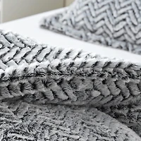 Cozy Peaks - Coma Inducer Oversized Comforter Set - Chevron Frosted Black , Queen