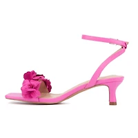 Women's Gwendolyn Kitten Heel