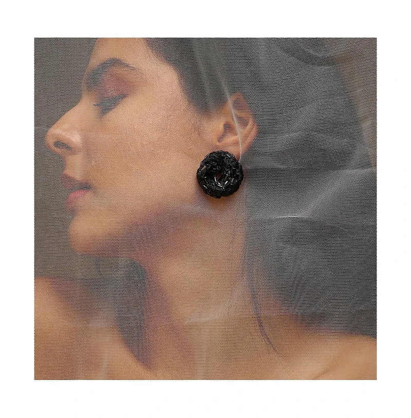 Sohi Women's The Nodum Stud Earrings