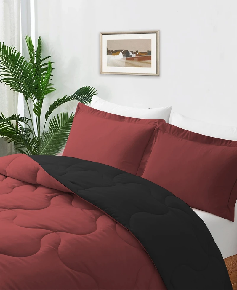 Unikome Lightweight Quilted Reversible Down Alternative Comforter Set, 3 Piece, Full/Queen