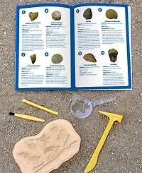 Educational Insights GeoSafari Jr. Fossil Excavation Kit