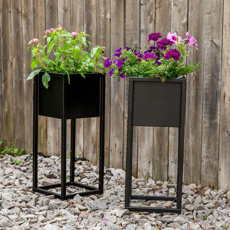 Modern Simplicity 8.25" Square Cold-Rolled Steel Outdoor Elevated Planter