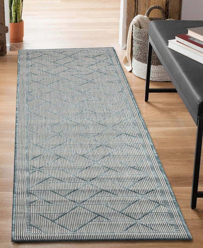 Liora Manne' Carmel Pyramid 1'11"x4'11" Runner Area Rug