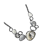 Metallic Dented Stone Necklace