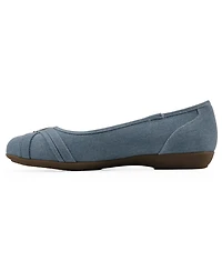 Cliffs by White Mountain Women's Calming Round Toe Ballet Flats