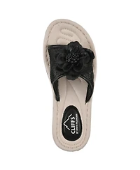 Cliffs by White Mountain Women's Chill Wedge Slip-On Sandals