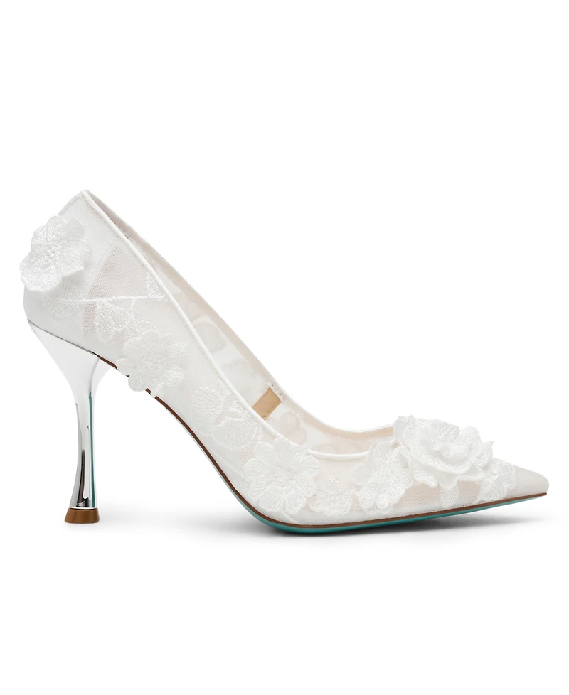 Betsey Johnson Women's Aimey Floral Applique Mesh Pumps