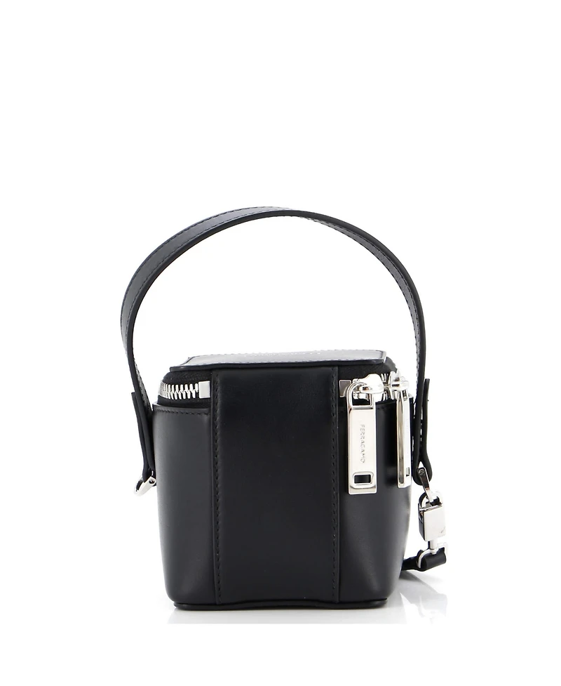 Pre-Owned Salvatore Ferragamo Micro Gancicni Top Handle Vanity Case Leather