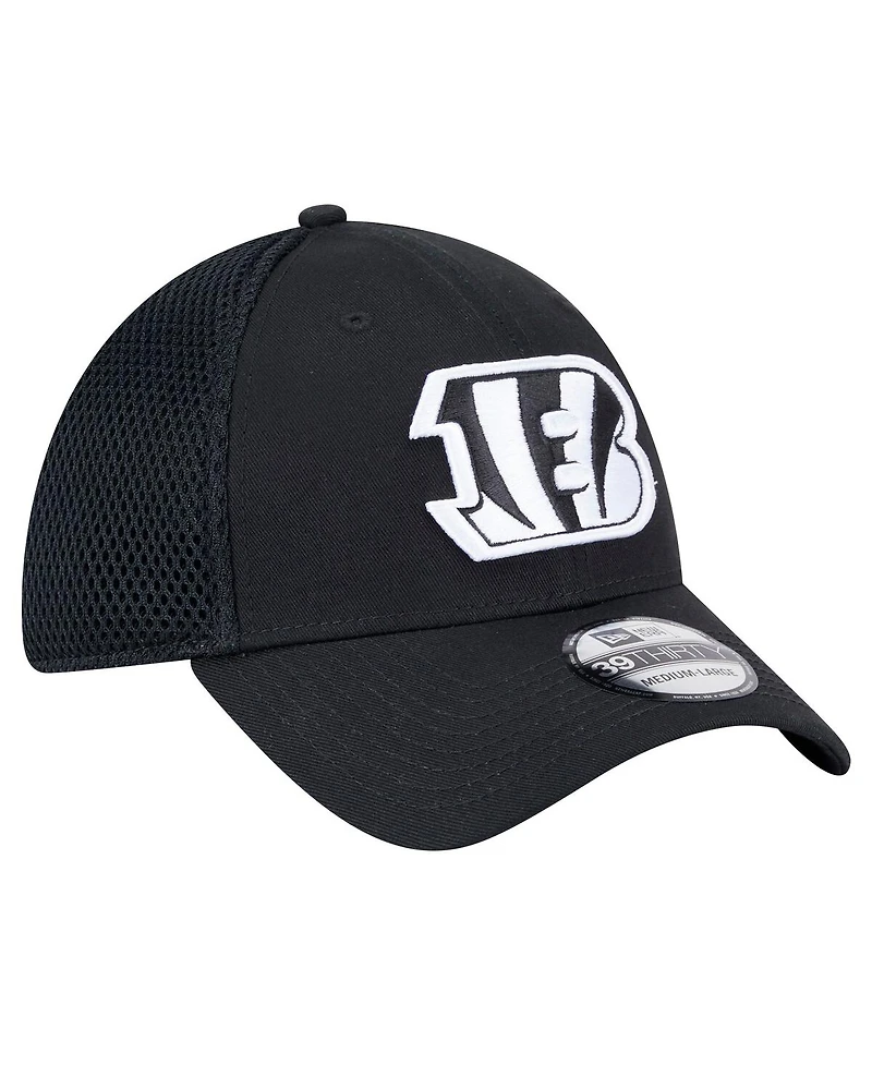 New Era Men's Black Cincinnati Bengals Main Neo 39THIRTY Flex Hat