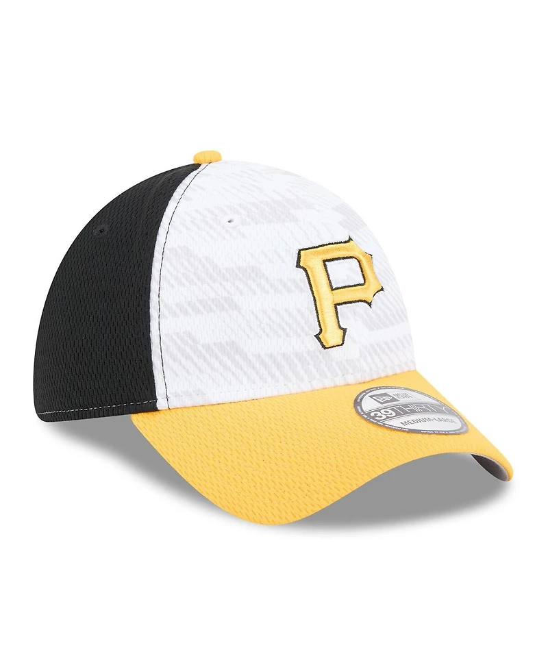 New Era Men's Black/Gold Pittsburgh Pirates 2025 Mlb Clubhouse 39THIRTY Flex Hat