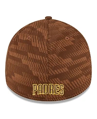 New Era Men's Brown San Diego Padres 2025 Mlb Clubhouse 39THIRTY Flex Hat