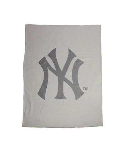 Logo Brands New York Yankees 54" x 84" Sweatshirt Blanket