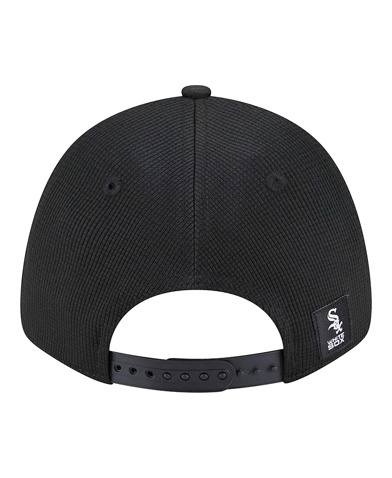 New Era Men's Black Chicago White Sox Pivot 9FORTY Adjustable Hat