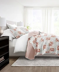ienjoy Home Scrolled Patchwork Reversible 3-Pc. Lightweight Quilt Set, King/California King