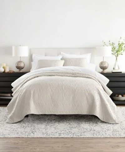 Ienjoy Home Floral Stitch Lightweight Quilt Sets