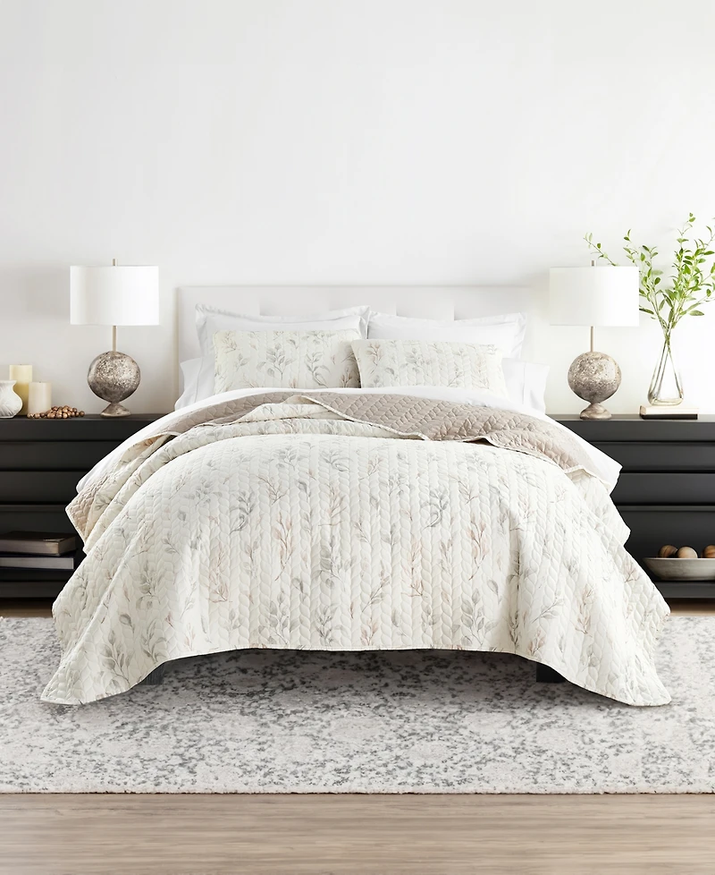 ienjoy Home Watercolor Leaves and Stripe Reversible -Pc. Lightweight Quilt Set