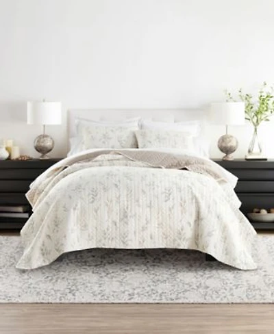 Ienjoy Home Watercolor Leaves Stripe Reversible Lightweight Quilt Sets