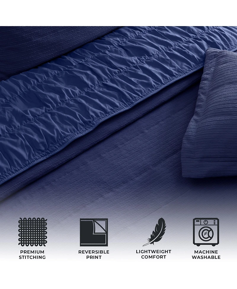 Linery & Co. Textured Spandex Solid Quilt Set With Shams