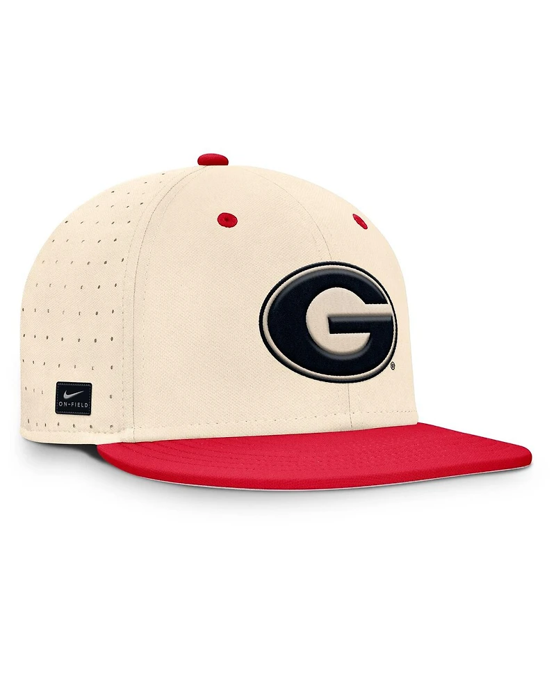 Nike Men's Natural Georgia Bulldogs On-Field Dugout True Performance Fitted Hat